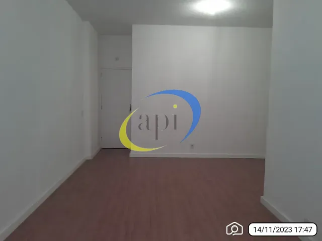 Apartamento 2 quartos e 2 banheiros, para alugar, no bairro Glória em Rio de Janeiro
