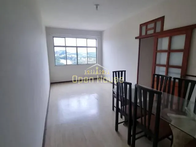 Apartamento 3 quartos e 2 banheiros, para alugar, no bairro Jardim Amália em Volta Redonda