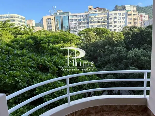 Apartamento com 65m² 2 quartos e 2 banheiros, à venda, no bairro Copacabana em Rio de Janeiro