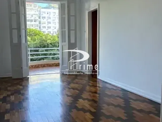 Apartamento com 65m² 2 quartos e 2 banheiros, à venda, no bairro Copacabana em Rio de Janeiro