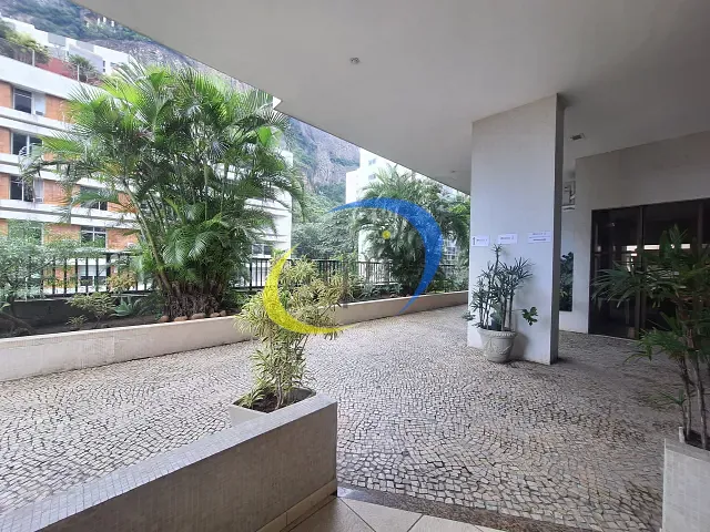 Apartamento 3 quartos e 4 banheiros, à venda, no bairro Lagoa em Rio de Janeiro