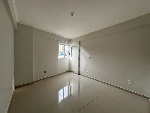 Apartamento 2 quartos e 2 banheiros, para alugar, no bairro Centro em Lajeado