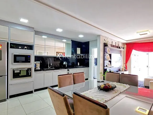Apartamento com 171m² 3 quartos e 3 banheiros, à venda, no bairro Meia Praia em Itapema