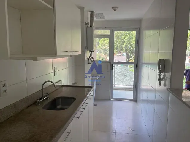 Apartamento 2 quartos e 2 banheiros, à venda, no bairro Vargem Pequena em Rio de Janeiro