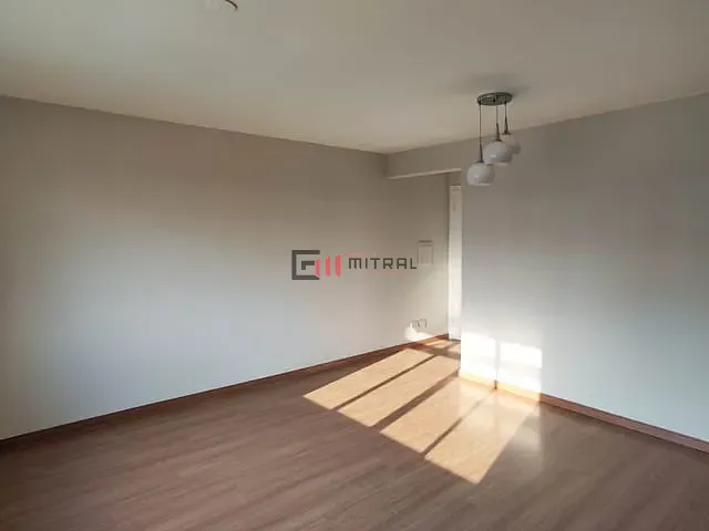 Apartamento com 82m² 3 quartos e 1 banheiro, à venda, no bairro Vale dos Tucanos em Londrina