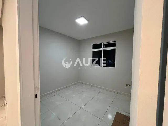 Apartamento 2 quartos e 1 banheiro, à venda, no bairro Santa Terezinha em Fazenda Rio Grande