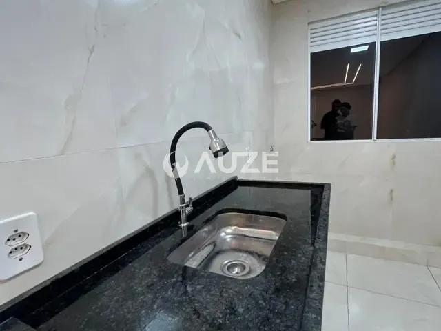 Apartamento 2 quartos e 1 banheiro, à venda, no bairro Santa Terezinha em Fazenda Rio Grande