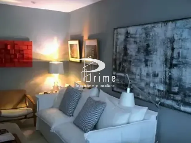 Apartamento com 95m² 3 quartos e 2 banheiros, à venda, no bairro Lagoa em Rio de Janeiro