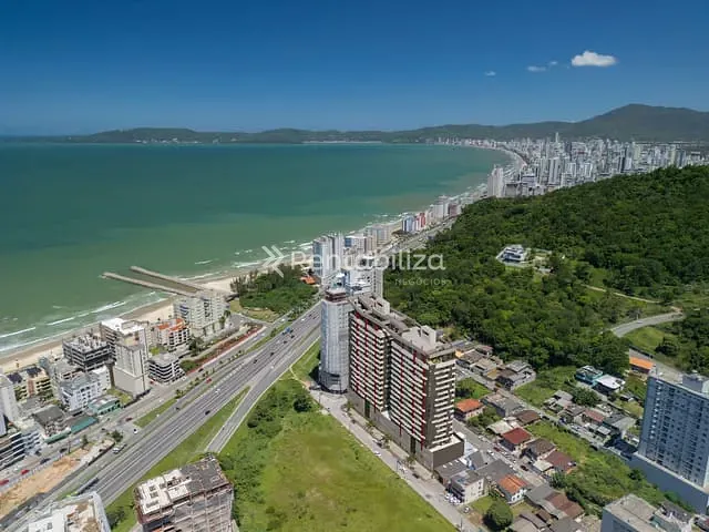 Apartamento 2 quartos e 3 banheiros, à venda, no bairro Tabuleiro dos Oliveiras em Itapema