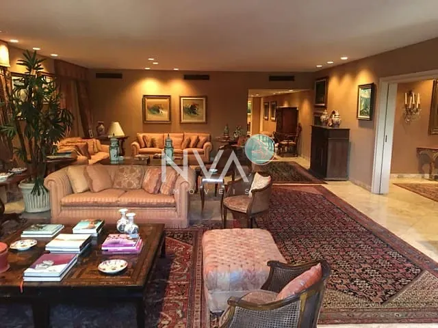 Apartamento com 444m² 4 quartos e 3 banheiros, à venda, no bairro Leblon em Rio de Janeiro