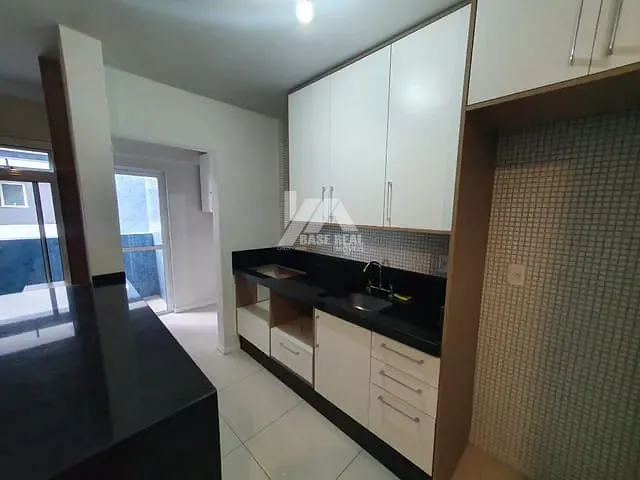 Apartamento com 67m² 2 quartos e 2 banheiros, à venda, no bairro Centro em Ponta Grossa