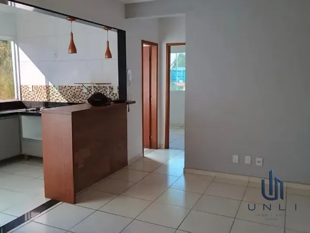 Apartamento 2 quartos e 1 banheiro, à venda, no bairro Santa Rita em Barra Mansa