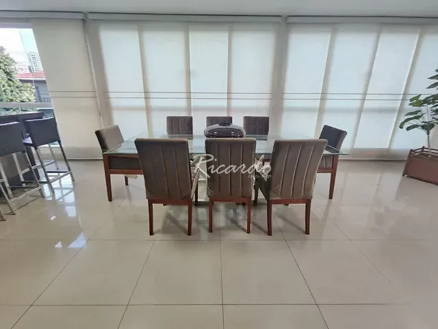 Apartamento 3 quartos e 4 banheiros, para alugar, no bairro Centro em Arapongas