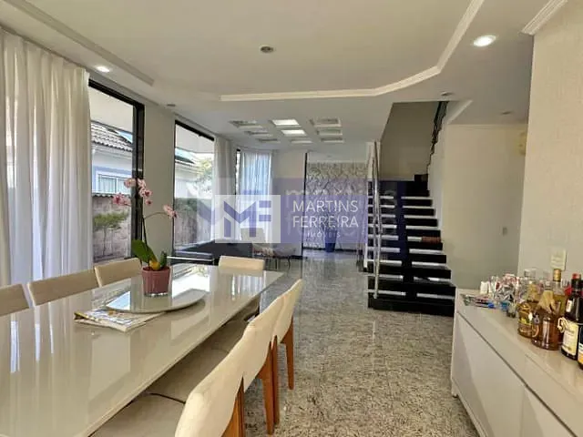Apartamento com 600m² 5 quartos e 6 banheiros, à venda, no bairro Freguesia (Jacarepaguá) em Rio de Janeiro