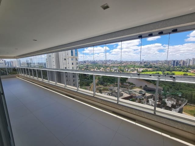 Apartamento com 663m² 4 quartos e 6 banheiros, à venda, no bairro Bela Suiça em Londrina