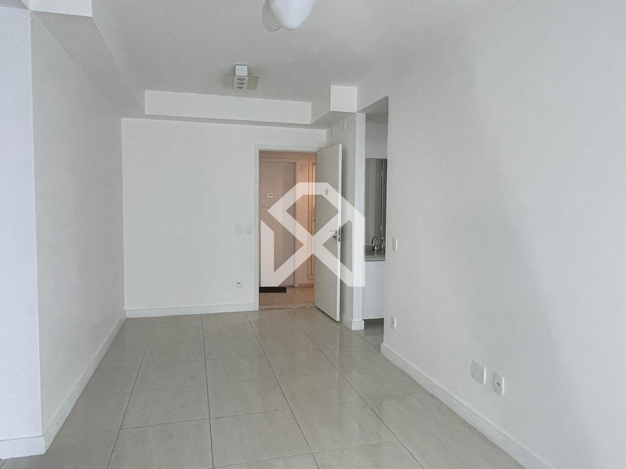 Apartamento à venda e aluguel com 1 quarto, 51m² - Foto 3