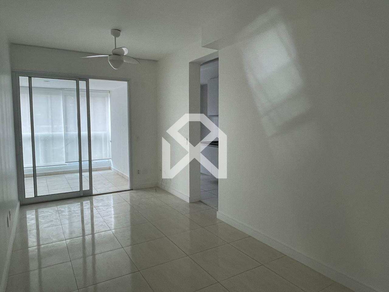 Apartamento à venda e aluguel com 1 quarto, 51m² - Foto 13