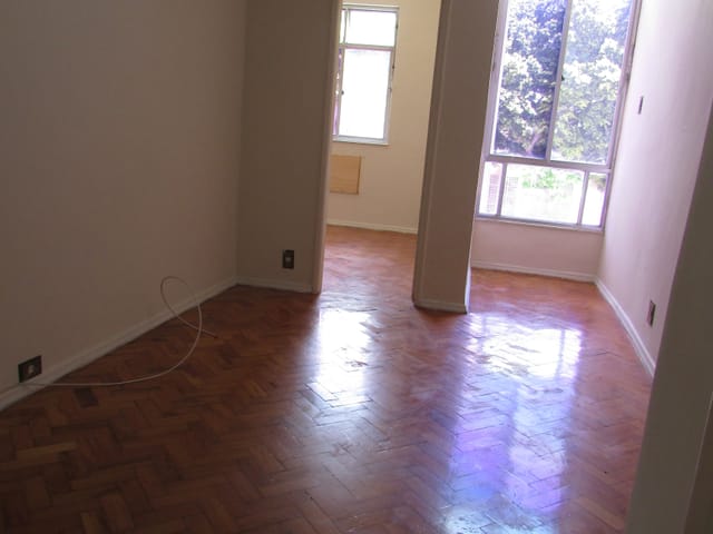 Foto do Apartamento - TIJUCA+ RUA URUGUAI, 2 QUARTOS COM DEPENDÊNCIA | Rio Lar Imóveis