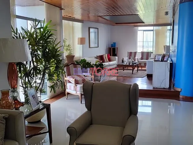 Cobertura / Penthouse 4 quartos e 4 banheiros, à venda, no bairro Centro em Ilhéus