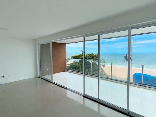 Apartamento 3 quartos e 2 banheiros, à venda ou para alugar, no bairro Praia Campista em Macaé