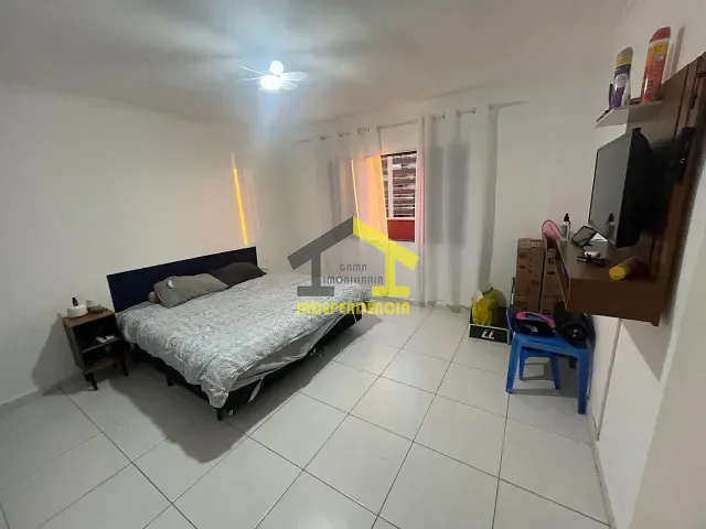Apartamento 5 quartos e 3 banheiros, à venda, no bairro Ocian em Praia Grande