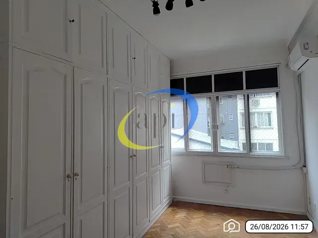 Apartamento 2 quartos e 2 banheiros, para alugar, no bairro Copacabana em Rio de Janeiro