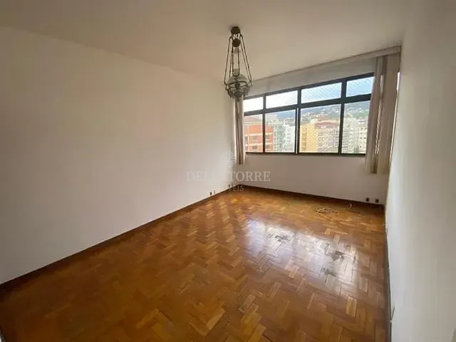 Apartamento 2 quartos e 2 banheiros, à venda, no bairro Várzea em Teresópolis