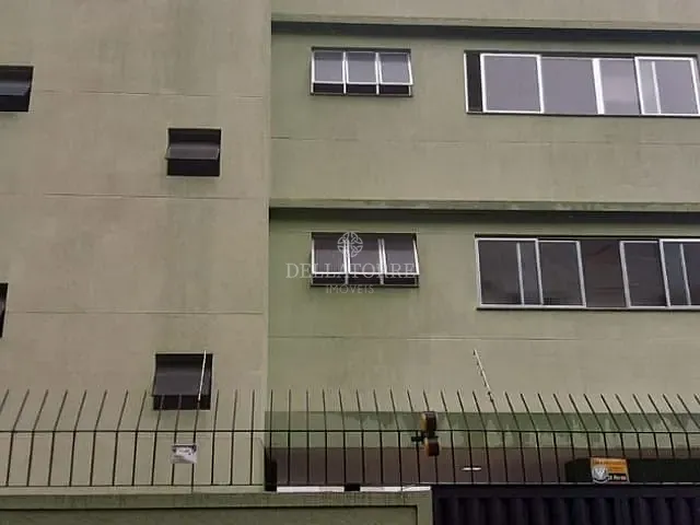 Apartamento 2 quartos e 2 banheiros, à venda, no bairro Várzea em Teresópolis