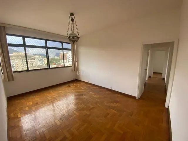 Apartamento 2 quartos e 2 banheiros, à venda, no bairro Várzea em Teresópolis