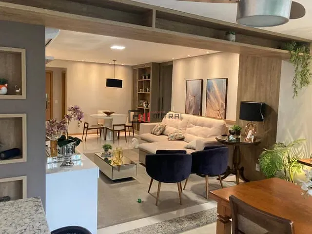 Apartamento com 190m² 3 quartos e 3 banheiros, à venda, no bairro Centro em Londrina