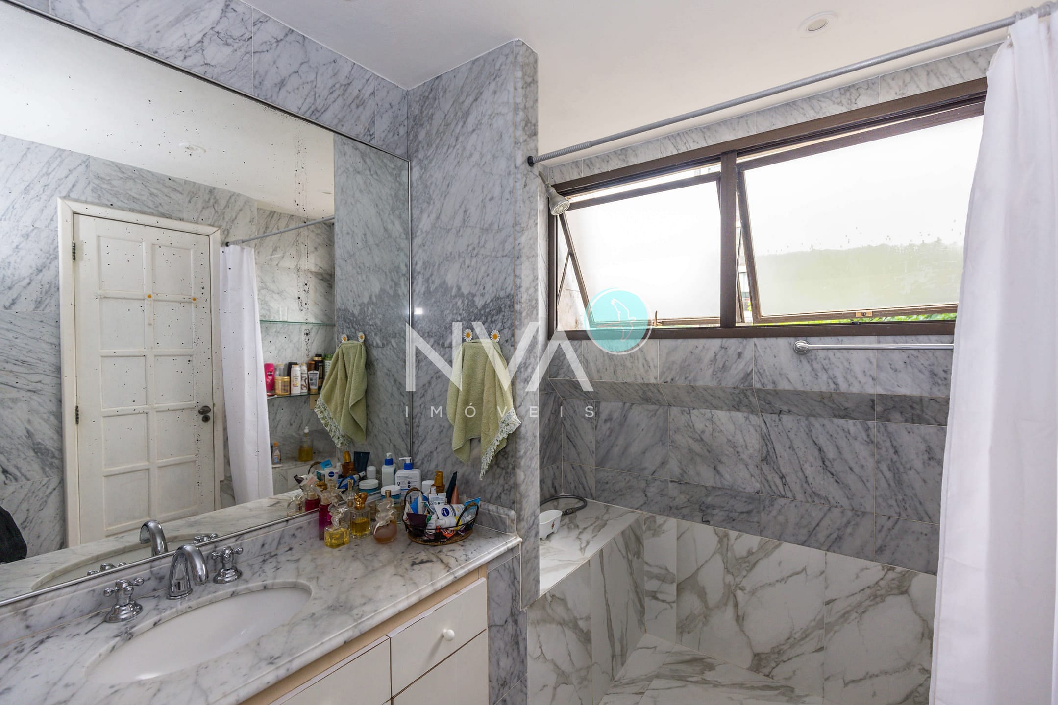 Apartamento, 4 quartos, 250 m² - Foto 22