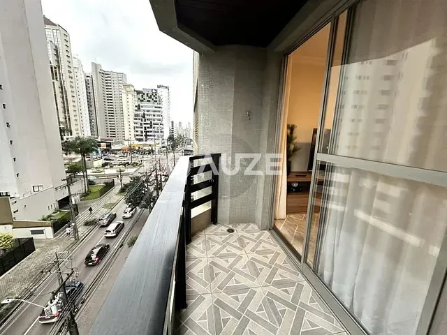 Apartamento com 115m² 3 quartos e 3 banheiros, à venda, no bairro Água Verde em Curitiba