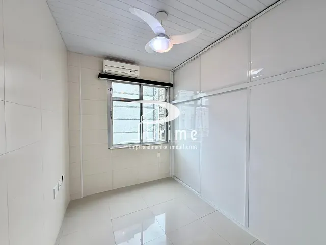 Apartamento 2 quartos e 2 banheiros, à venda, no bairro Icaraí em Niterói