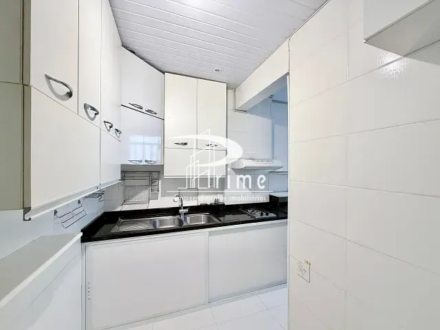Apartamento 2 quartos e 2 banheiros, à venda, no bairro Icaraí em Niterói