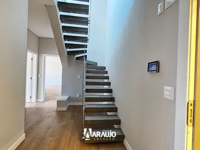 Apartamento 3 quartos e 4 banheiros, para alugar, no bairro Fazenda em Itajaí