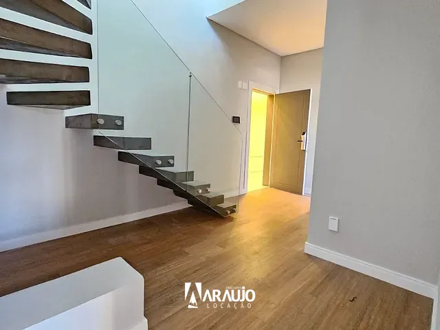 Apartamento 3 quartos e 4 banheiros, para alugar, no bairro Fazenda em Itajaí