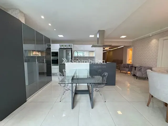 Apartamento 4 quartos e 4 banheiros, à venda, no bairro Meia Praia em Itapema