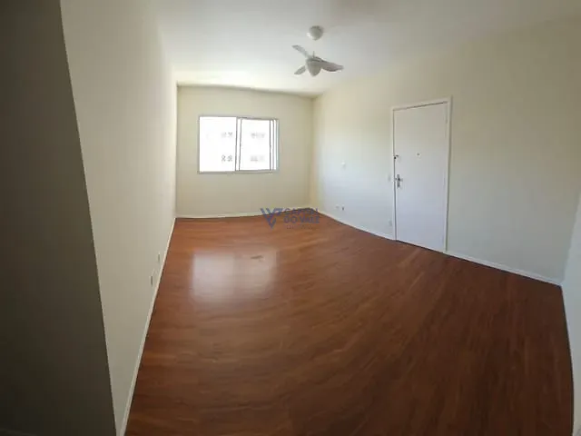 Apartamento 3 quartos e 1 banheiro, à venda ou para alugar, no bairro Jardim Paulista em São José dos Campos