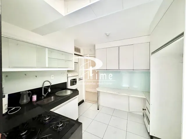 Apartamento 2 quartos e 2 banheiros, à venda, no bairro Icaraí em Niterói