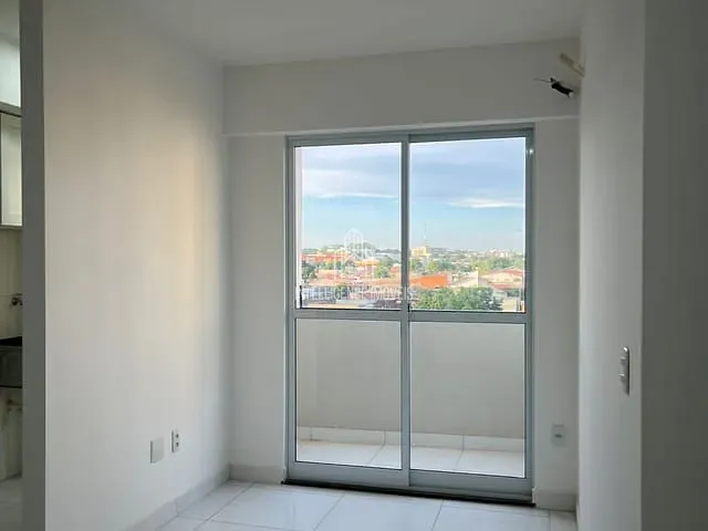 Apartamento 2 quartos e 1 banheiro, para alugar, no bairro Morada do Ouro em Cuiabá
