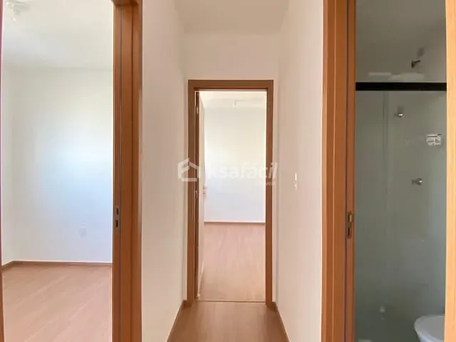 Apartamento com 65m² 2 quartos e 1 banheiro, à venda ou para alugar, no bairro Alameda dos Castelos em Campo Grande