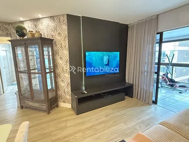 Apartamento 3 quartos e 2 banheiros, à venda, no bairro Meia Praia em Itapema