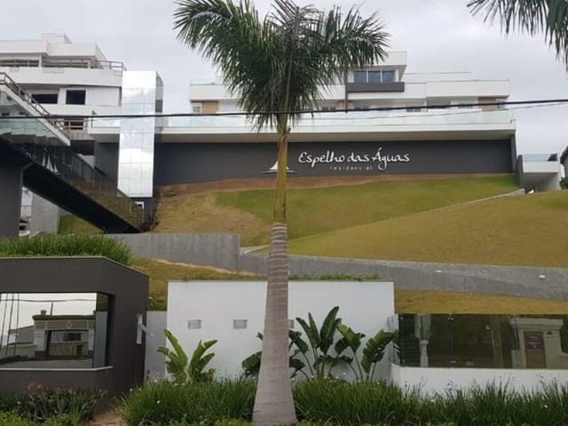 Apartamento com 120m² 2 quartos e 2 banheiros, para alugar, no bairro Ingleses do Rio Vermelho em Florianópolis