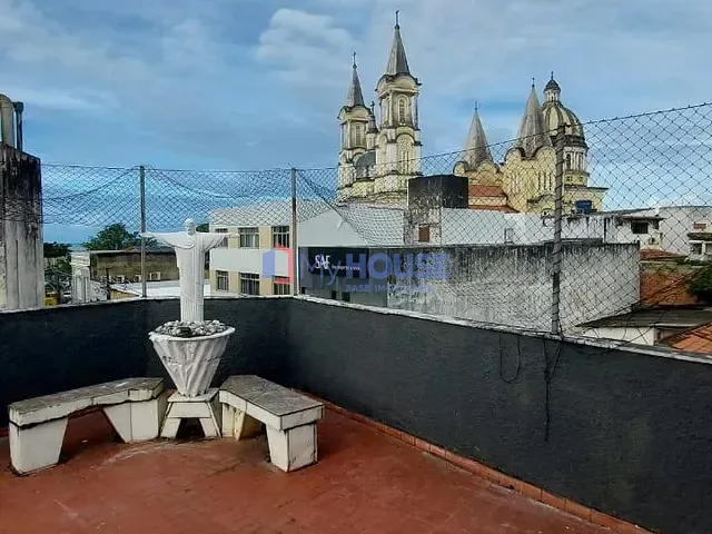 Apartamento com 292m² 4 quartos e 2 banheiros, à venda, no bairro Centro em Ilhéus