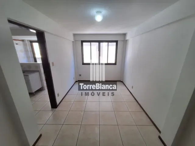 Apartamento com 52m² 1 quarto e 1 banheiro, para alugar, no bairro Centro em Ponta Grossa