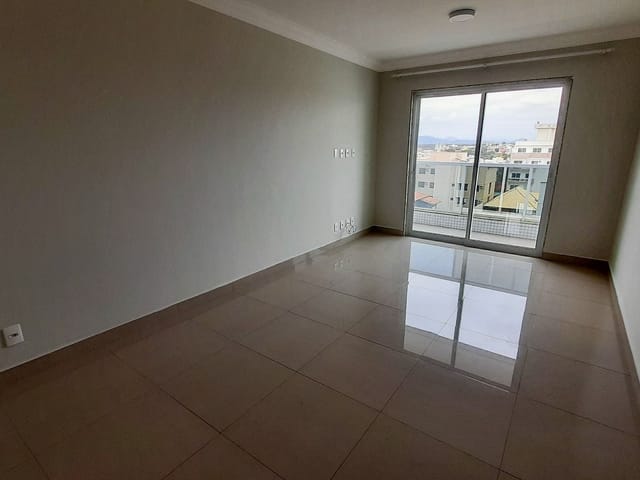 Apartamento 2 quartos e 2 banheiros, à venda, no bairro Riviera Fluminense em Macaé