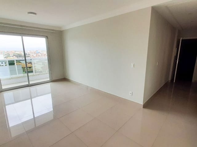 Apartamento 2 quartos e 2 banheiros, à venda, no bairro Riviera Fluminense em Macaé