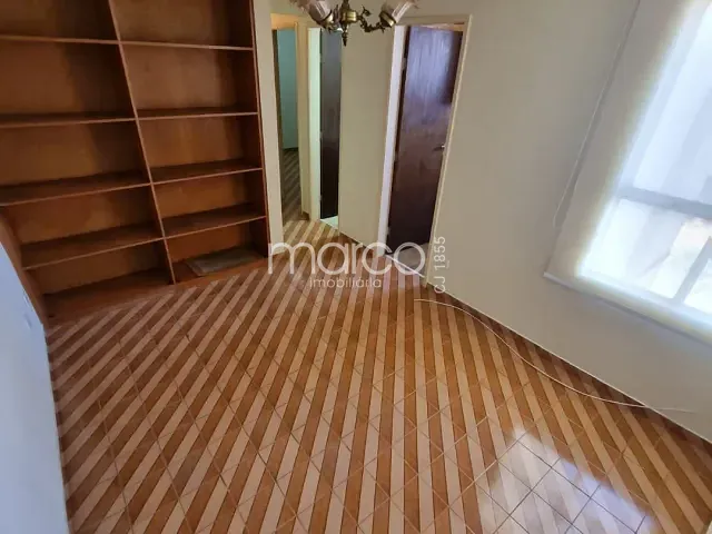 Apartamento 2 quartos e 1 banheiro, para alugar, no bairro Setor Central em Goiânia