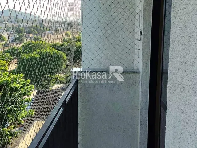 Apartamento 2 quartos e 2 banheiros, para alugar, no bairro Maria da Graça em Rio de Janeiro
