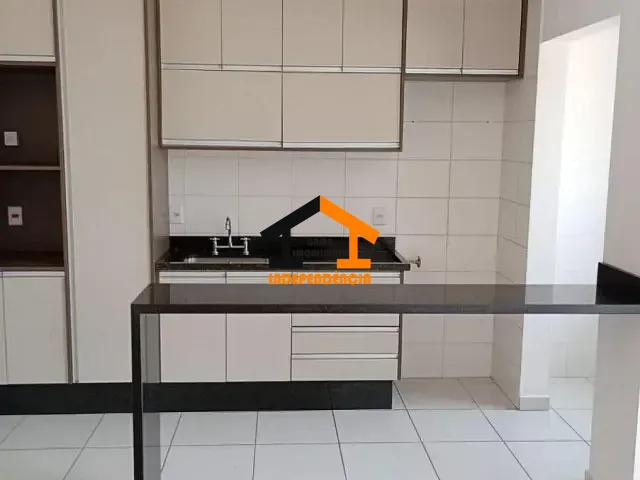 Apartamento 3 quartos e 2 banheiros, para alugar, no bairro Vila Cassaro em Itatiba